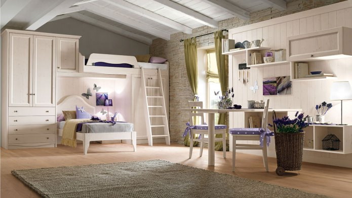 chambre d'enfant lumineuse dans un style campagnard