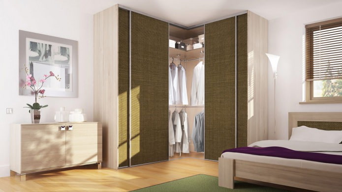 mga sliding door para sa sulok na wardrobe sa kwarto