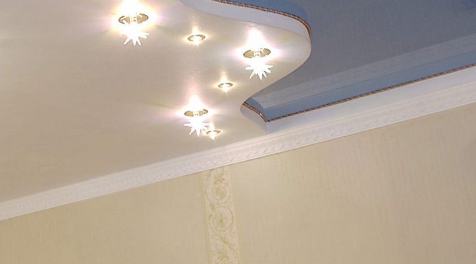 plinthe de plafond pour plafond tendu