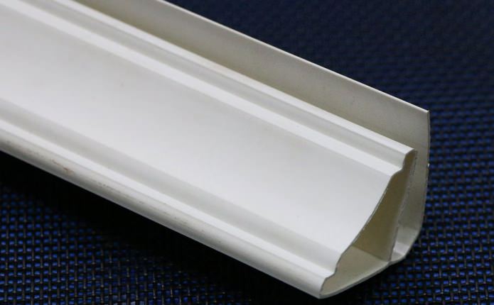 PVC ceiling skirting board