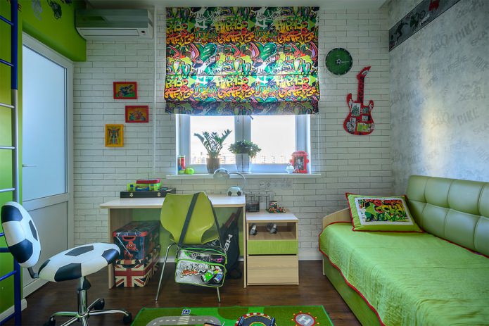 chambre d'enfants dans le style du football et des graffitis