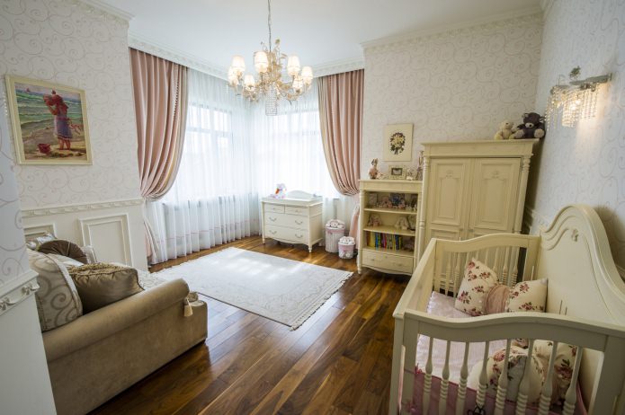 Rideaux aux couleurs rose pastel pour la chambre de bébé pour la fille