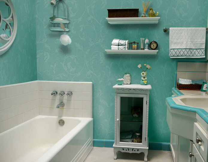 banyo na may turquoise glass tela wallpaper