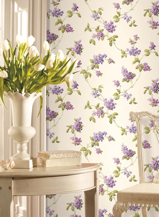 papier peint avec des lilas à l'intérieur