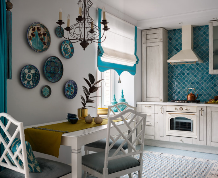 Rideaux blancs et turquoise