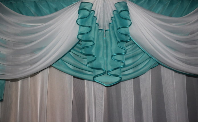 lambrequin en organza