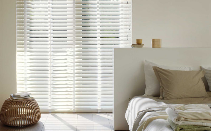 puting blinds