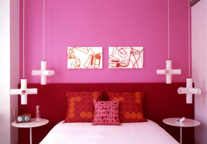 Chambre rose et rouge