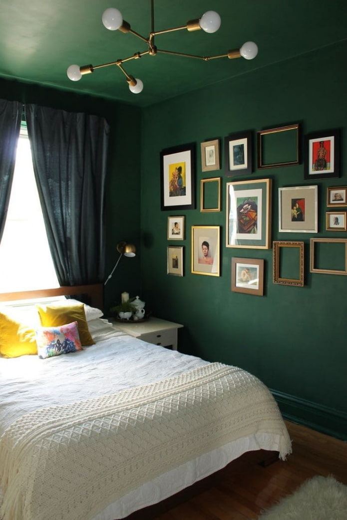 structure de plafond vert dans la chambre