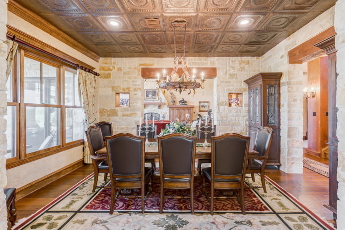 carreaux de plafond marron à l'intérieur