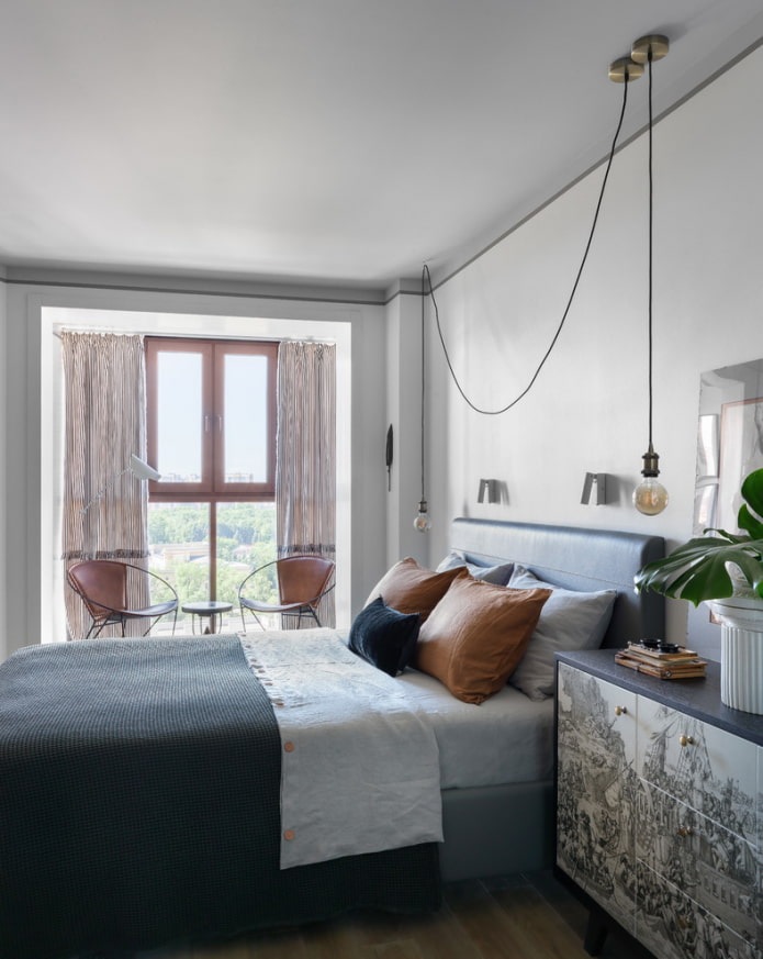 construction de plafond dans une teinte gris clair dans la chambre