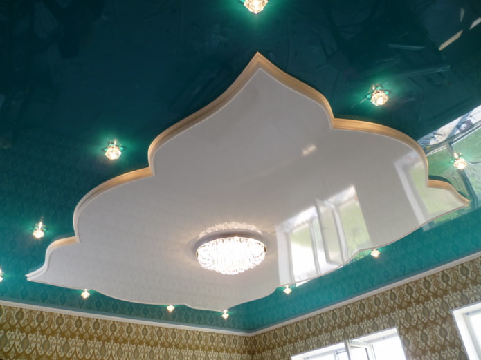 plafond tendu bouclé