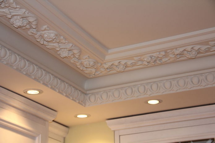 filet de plafond avec stuc