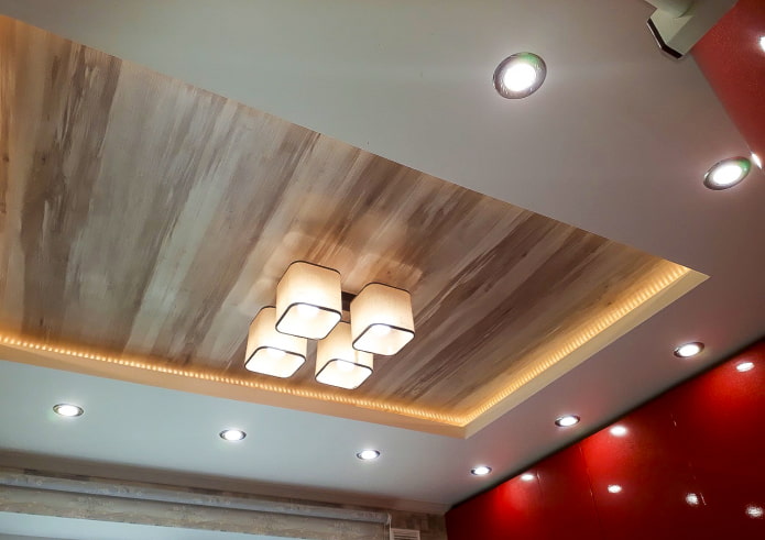 finition de plafond combinée