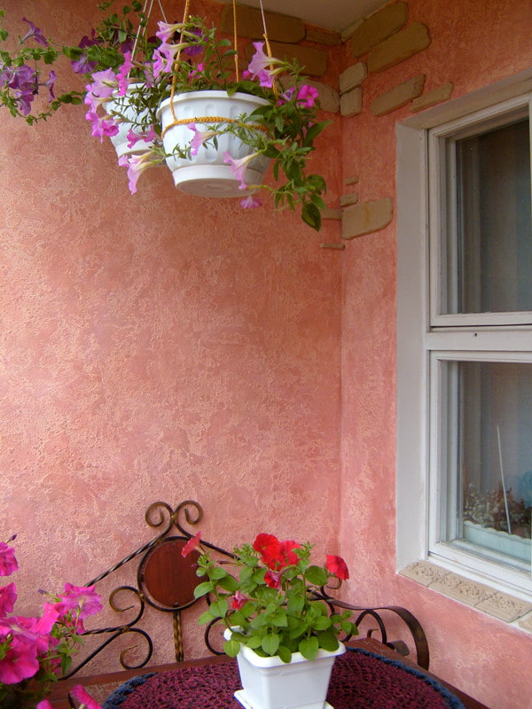 plâtre à l'intérieur du balcon