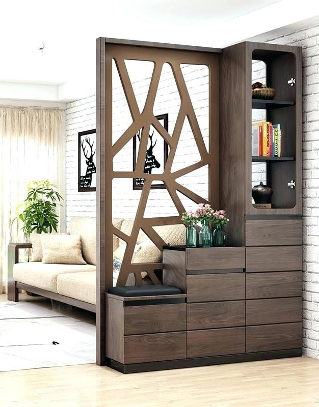 armoire avec une échelle en forme de cloison à l'intérieur