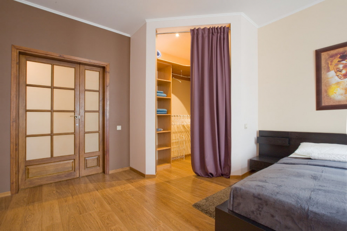 coin dressing à l'intérieur de la chambre