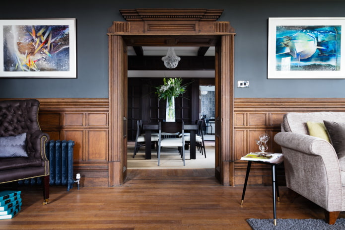 arche en bois à l'intérieur du salon