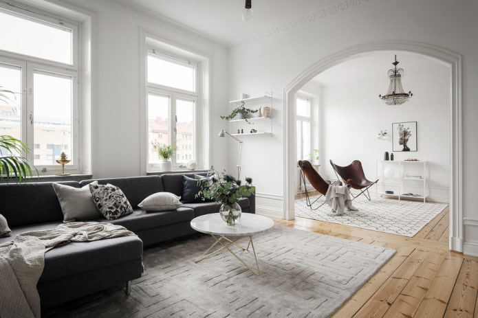 arc à l'intérieur du salon dans le style scandinave