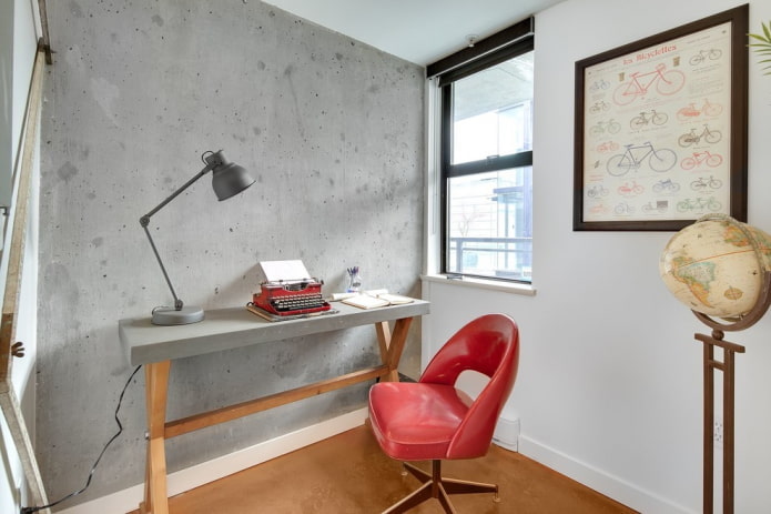 bureau dans l'intérieur de style loft