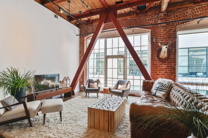 table basse dans un intérieur style loft