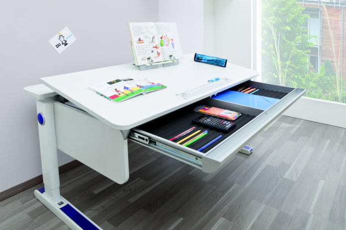 transpormer desk sa interior