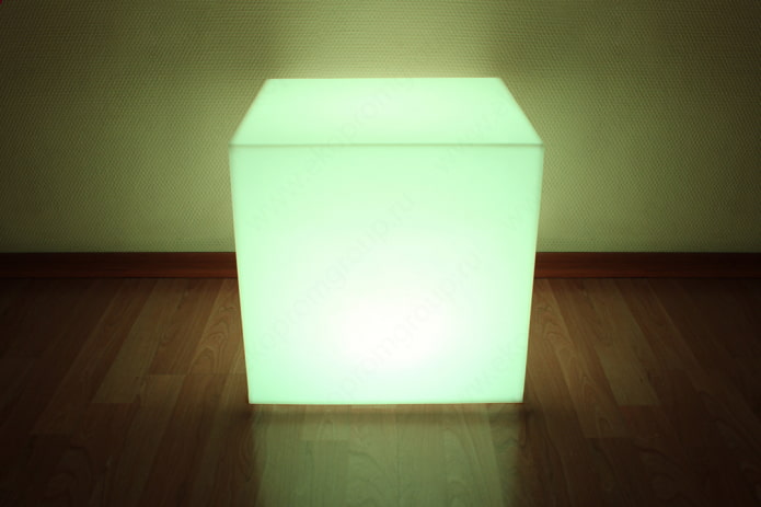 backlit pouf ในการตกแต่งภายใน