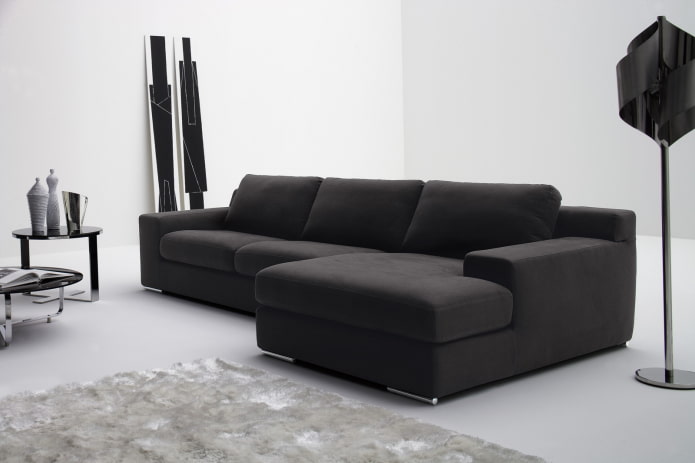 modèle de canapé avec pouf dans le style du minimalisme