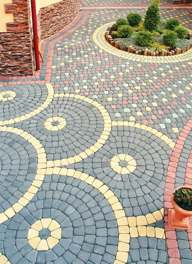 carreaux de trottoir avec des motifs