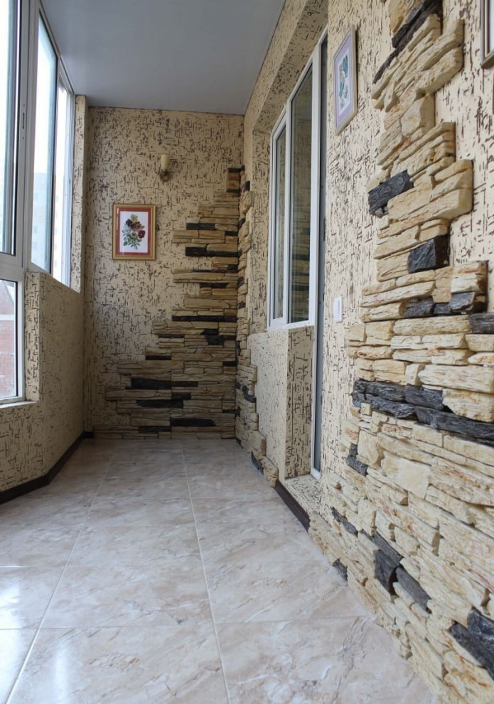 carreaux de plâtre à l'intérieur du balcon