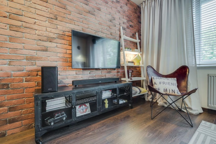 Meuble TV dans un intérieur style loft