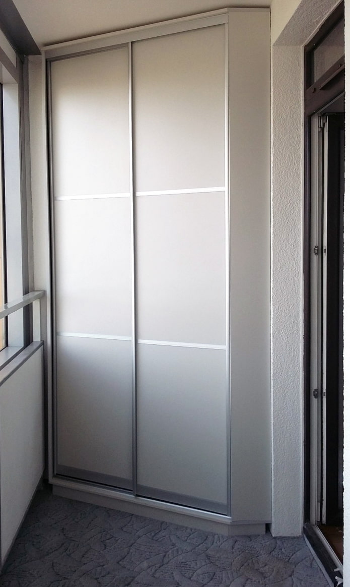 Frosted sliding door