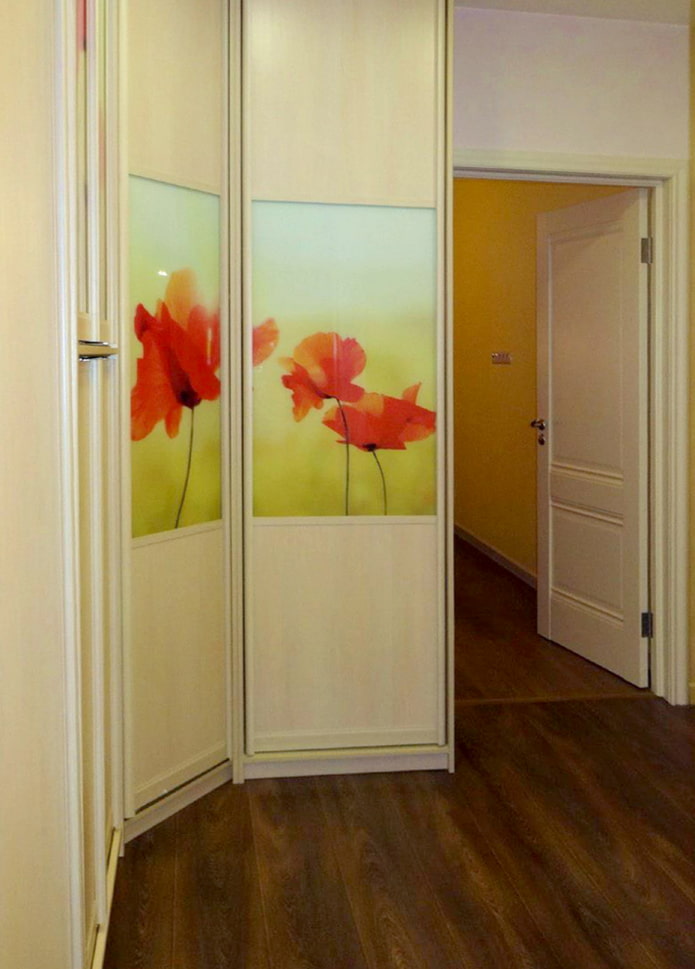 Armoire d'angle avec impression photo