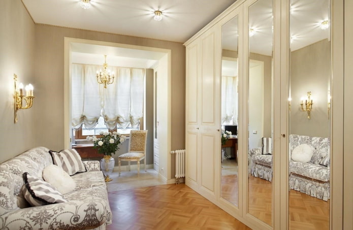 l'intérieur de l'appartement est de 45 carrés dans un style classique