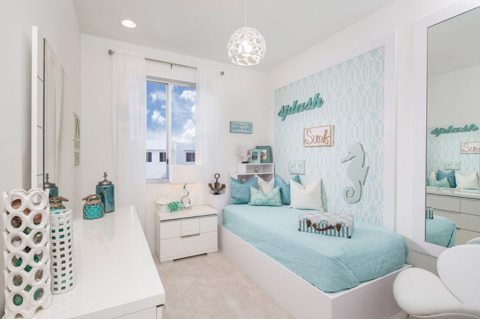 chambre blanche et turquoise