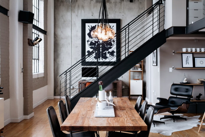 Intérieur d'appartement superposé de style loft