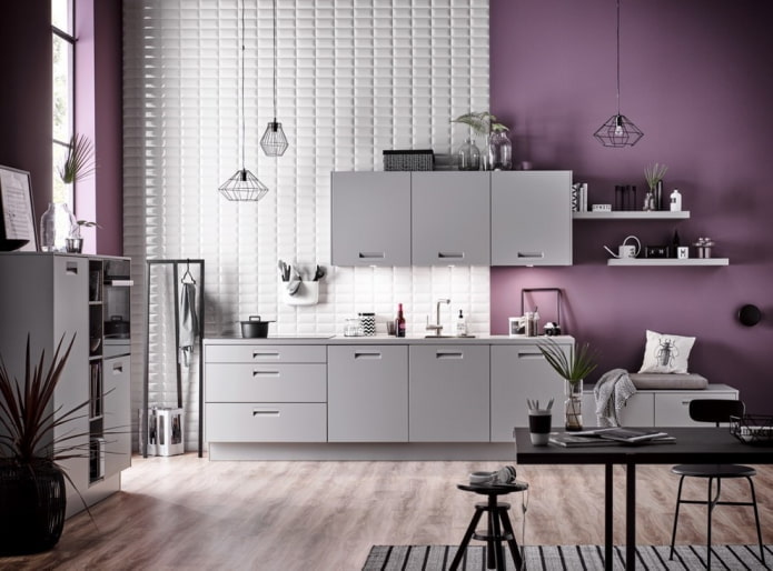 conception de cuisine dans des tons gris-violet