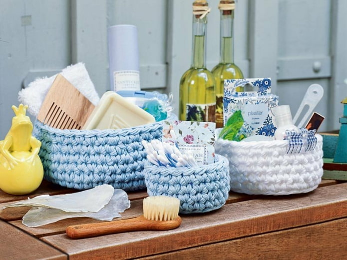 Panier dans la salle de bain