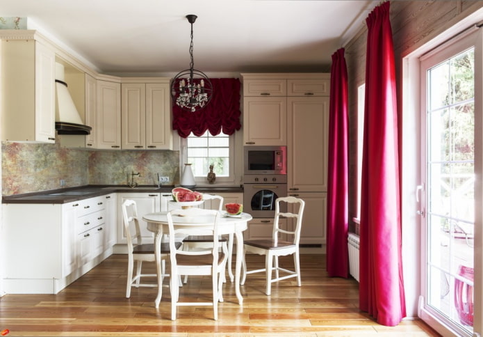 coin situé à l'intérieur de la cuisine dans une maison privée