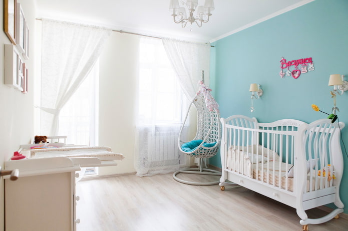 décoration à l'intérieur de la crèche pour l'enfant