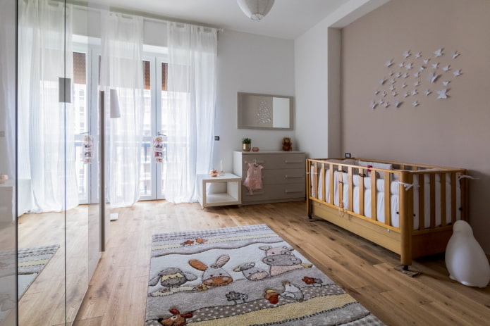 décoration et textiles à l'intérieur de la crèche pour l'enfant