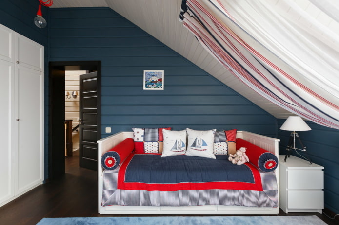 conception d'une chambre d'enfant dans un style marin