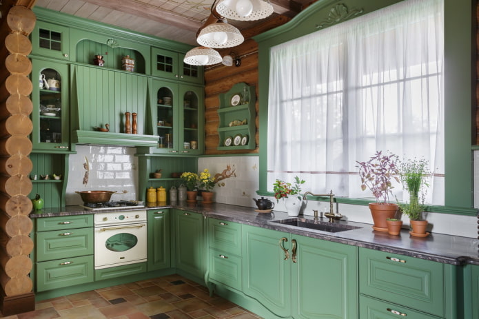 rideaux à l'intérieur de la cuisine dans des tons verts