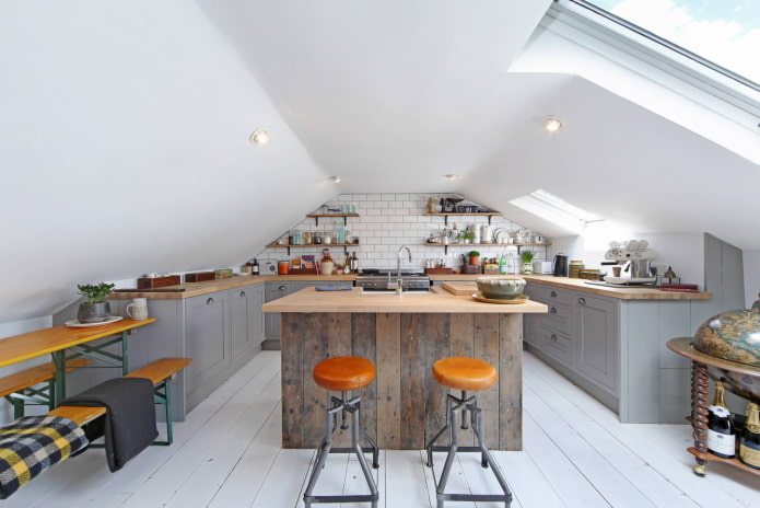 Attic kitchen