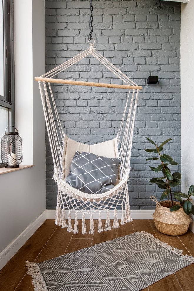 meubler la loggia dans le style scandinave