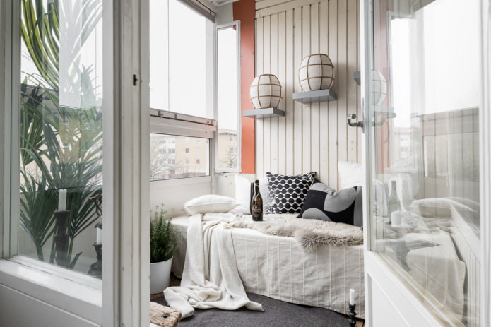 petite loggia dans le style scandinave