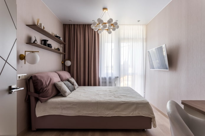 plafond tendu avec un lustre dans la chambre