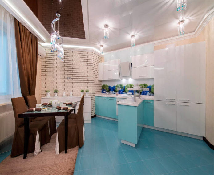 plafond à l'intérieur de la cuisine aux couleurs turquoise