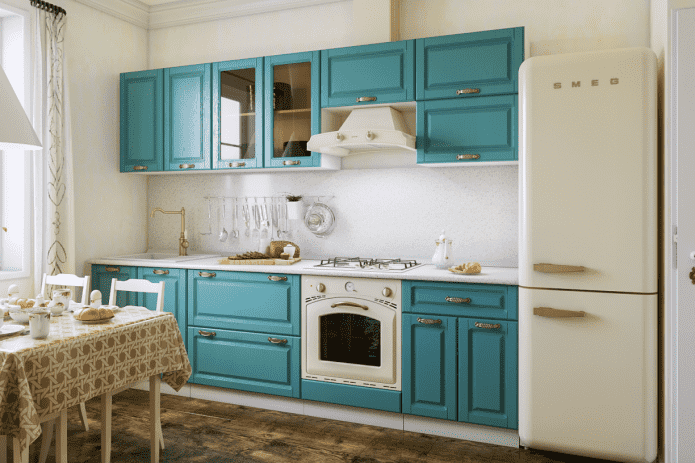 meubles et électroménagers dans la cuisine turquoise