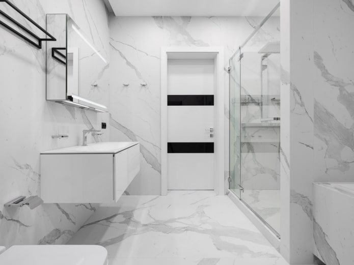 salle de bain dans le style du minimalisme